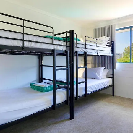 Abode Mooloolaba, Backpackers & Motel Rooms-2
